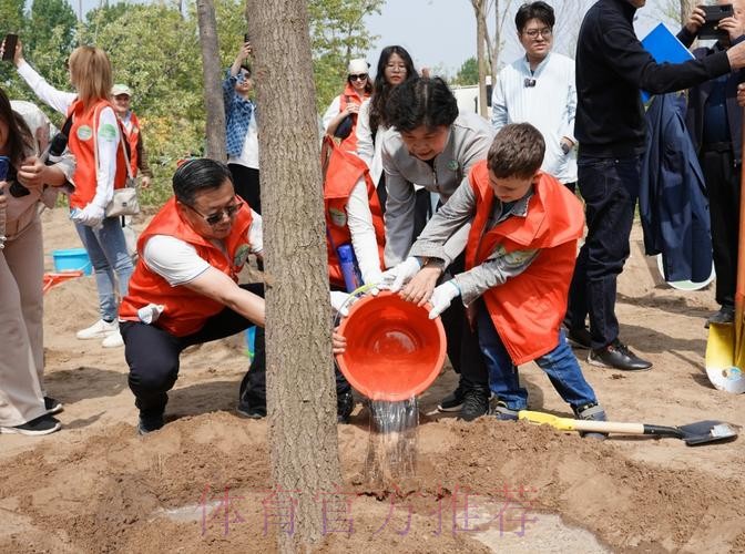 中国-东盟青少年共植友谊林